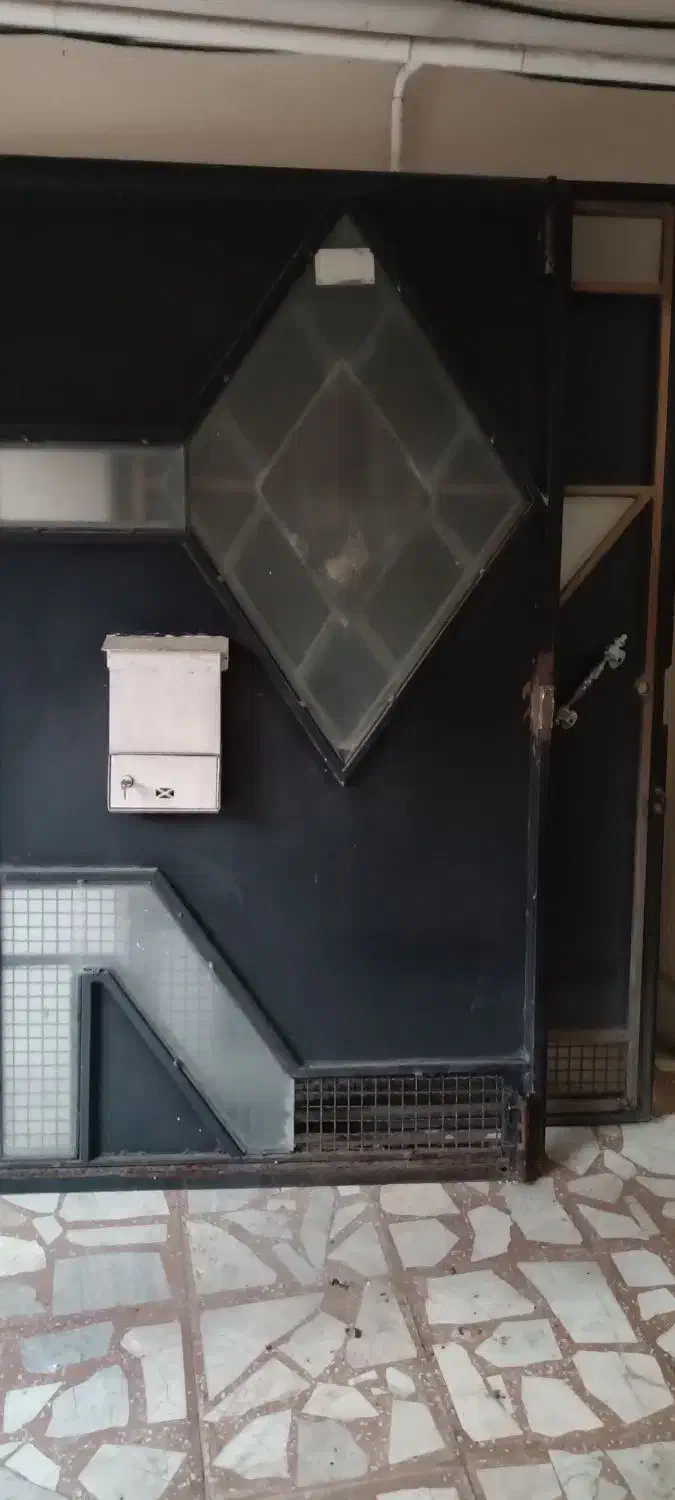 چهار لنگه درب حیاط ( دو جفت درب )|مصالح و تجهیزات ساختمان|لاهیجان, شقایق|دیوار