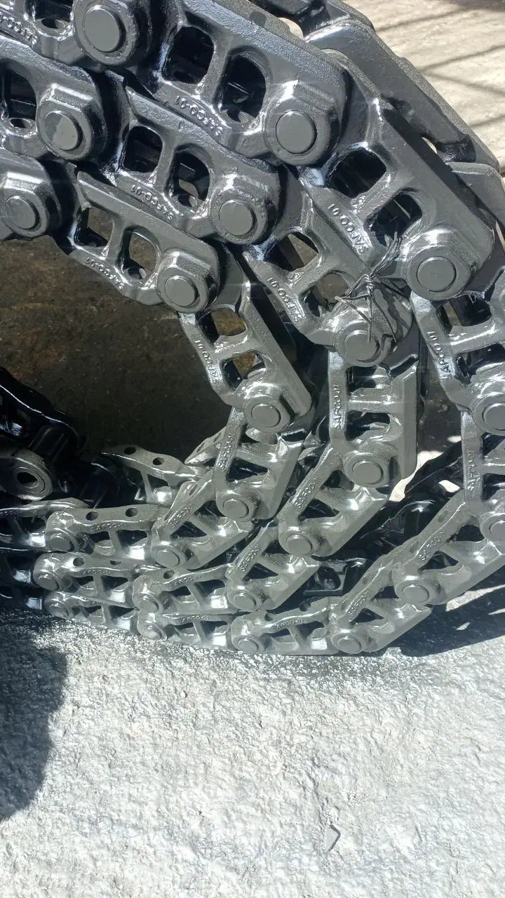 زنجیر بولدوزر D-155 زنجیر بیل ۲۲۰|قطعات یدکی و لوازم جانبی|شاهینشهر, شهرک صنعتی مورچه خورت|دیوار