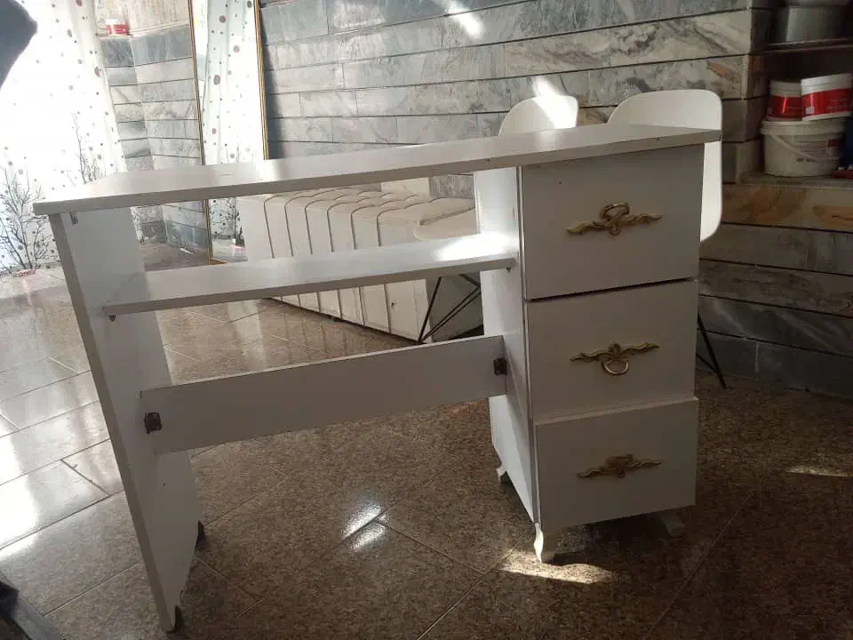 میزناخن نو|آرایشگاه و سالنهای زیبایی|فاضل آباد, |دیوار