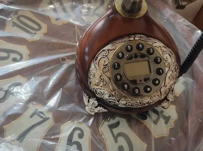 ست ساعت دیواری و تلفن طرح قدیم  آکبند|ساعت دیواری و تزئینی|ایلام, |دیوار