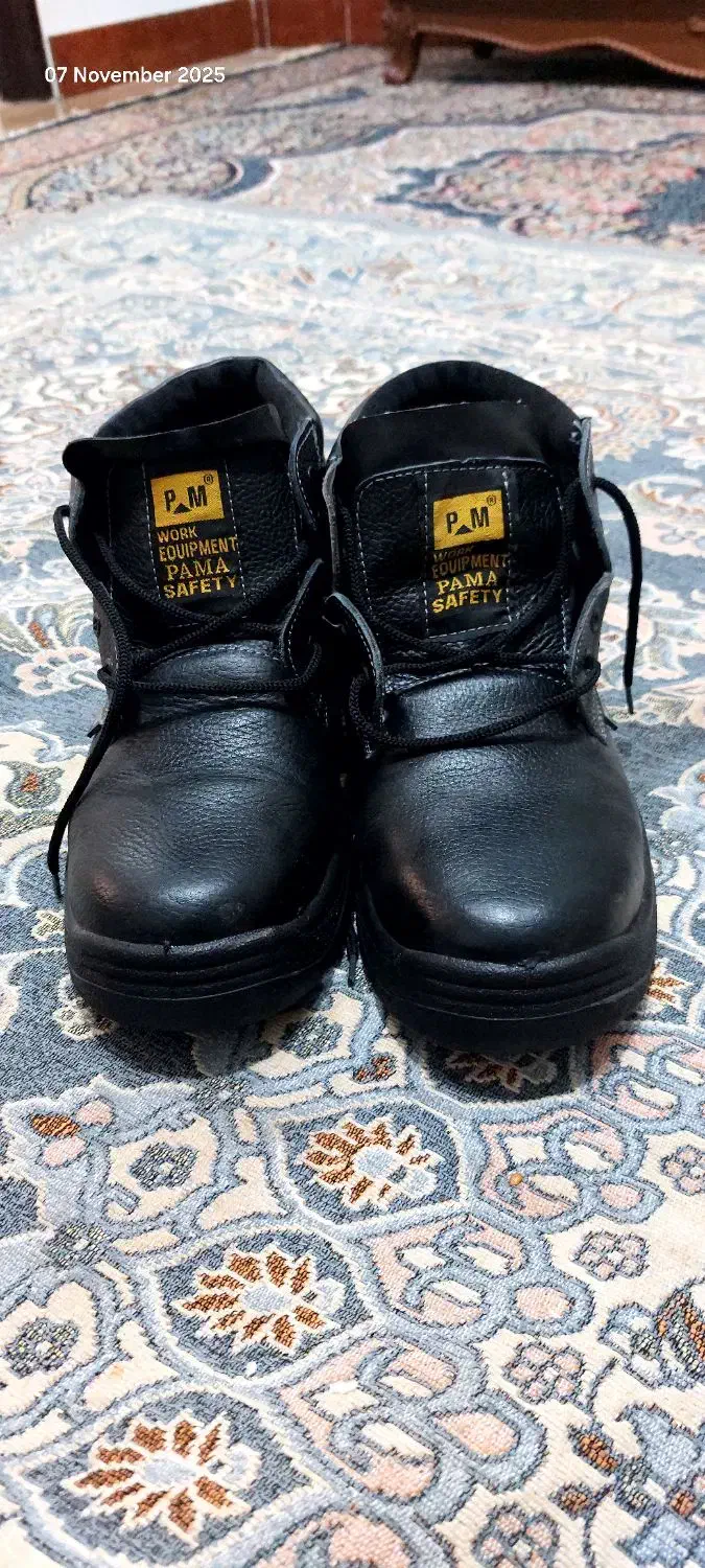 کفش کار|کیف، کفش، کمربند|محمدشهر, کوی بهار|دیوار