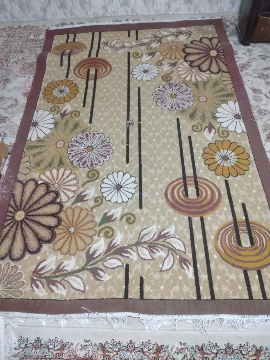 گلیم ۴ متری|گلیم، جاجیم، گبه|اقبالیه, |دیوار