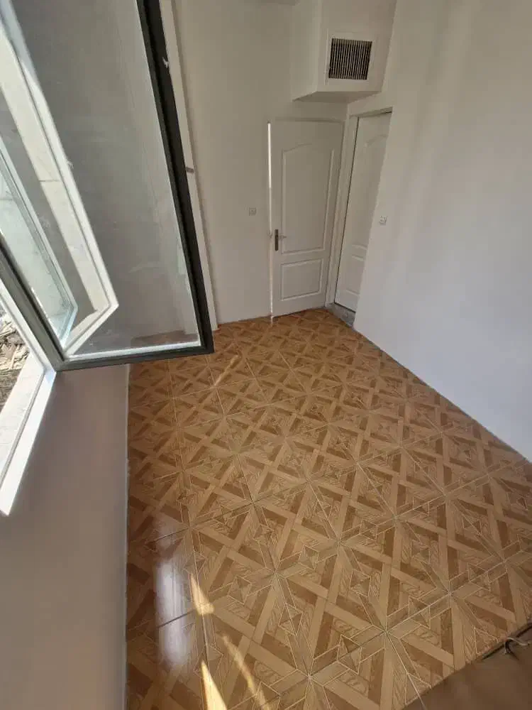 ۵۵ متری  با آسانسور *تخلیه*