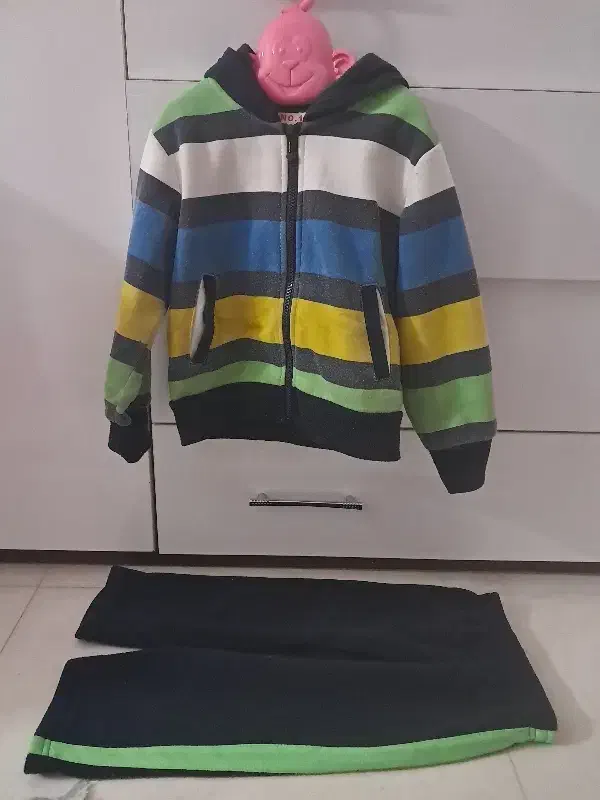 هودی شلوار یلدایی و پیراهن و سویشرت شلوار|کفش و لباس بچه|مشهد, جانباز|دیوار