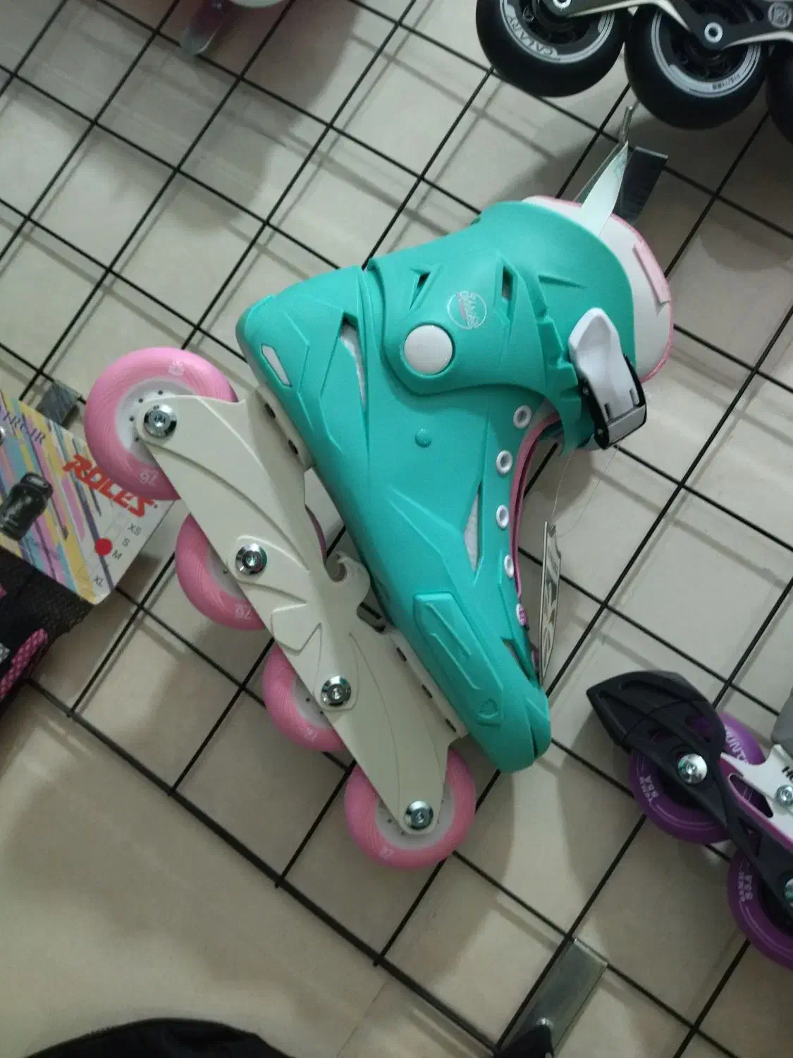 اسکیت های متنوع در سایز بندی های کامل|دوچرخه، اسکیت، اسکوتر|ورامین, ورامین|دیوار