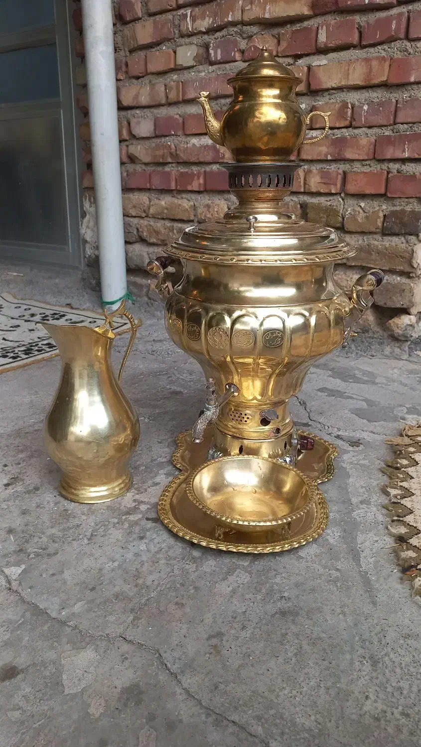 سماور ۸ لیتر گازی طرح ذغالی با سرویس کامل|سماور، چایساز، قهوهساز|خوی, |دیوار