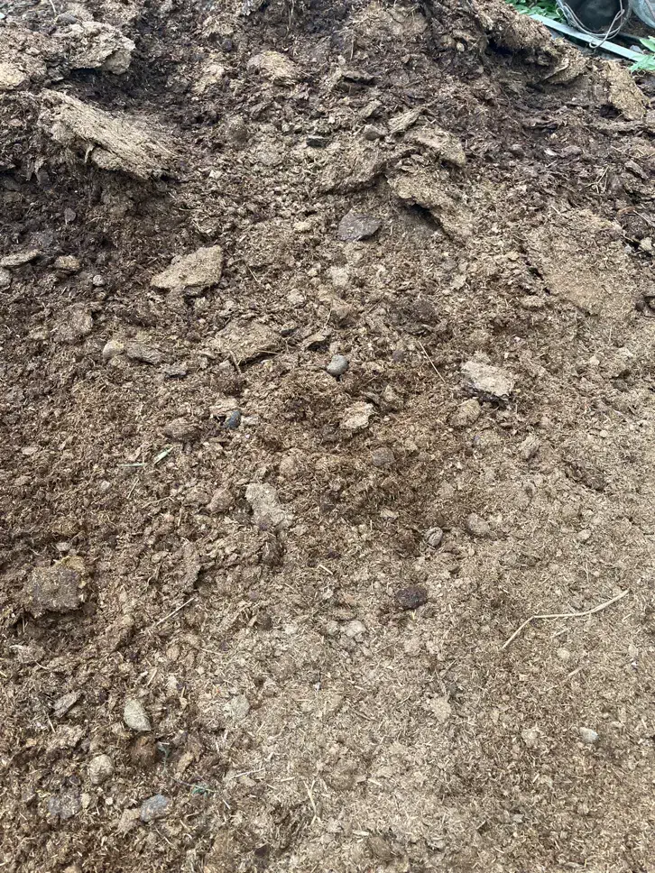 کود اسب بسیار مفید برای گیاهان و به صرفه|گل و گیاه طبیعی|آمل, |دیوار