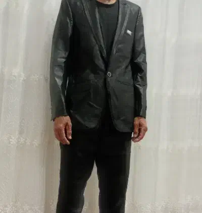 کت شلوار|لباس|تربت‌حیدریه, حاجی یار‎|دیوار