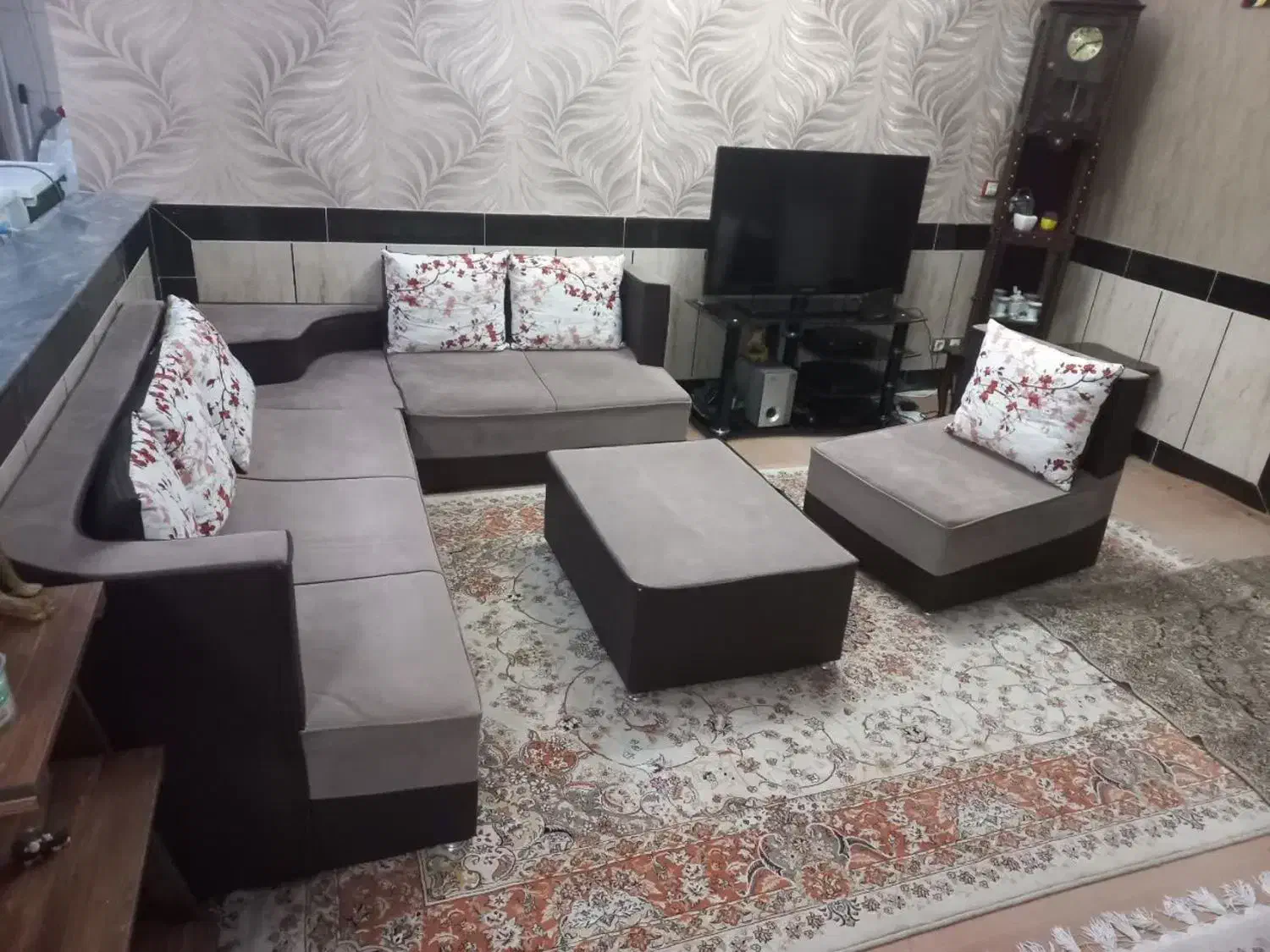 مبل ال شش نفره مینیمال|مبلمان خانگی و میز عسلی|خرمآباد, |دیوار