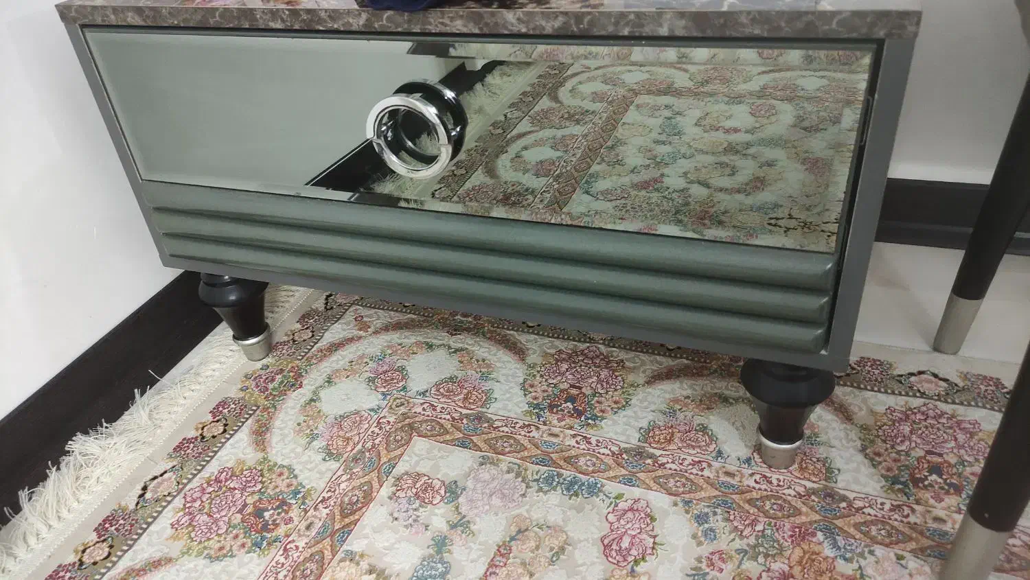 میز آرایش همراه با کنسول|مبلمان خانگی و میز عسلی|ساری, |دیوار