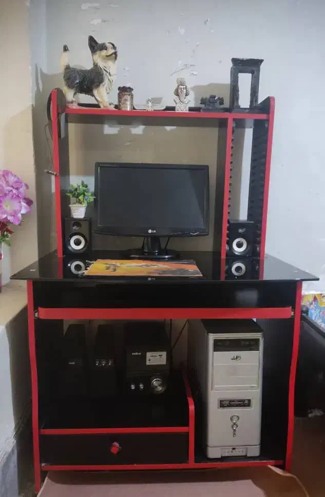 فروش میز کامپیوتر|میز تحریر و کامپیوتر|مرودشت, کناره|دیوار