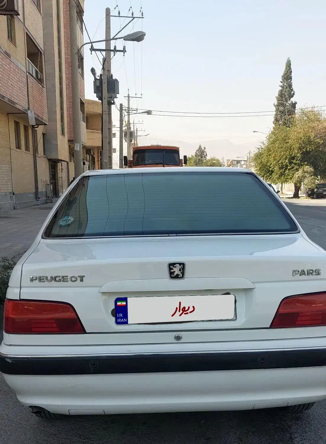 پژو پارس سال مدل ۹۹ سفید|خودرو سواری و وانت|کازرون, |دیوار