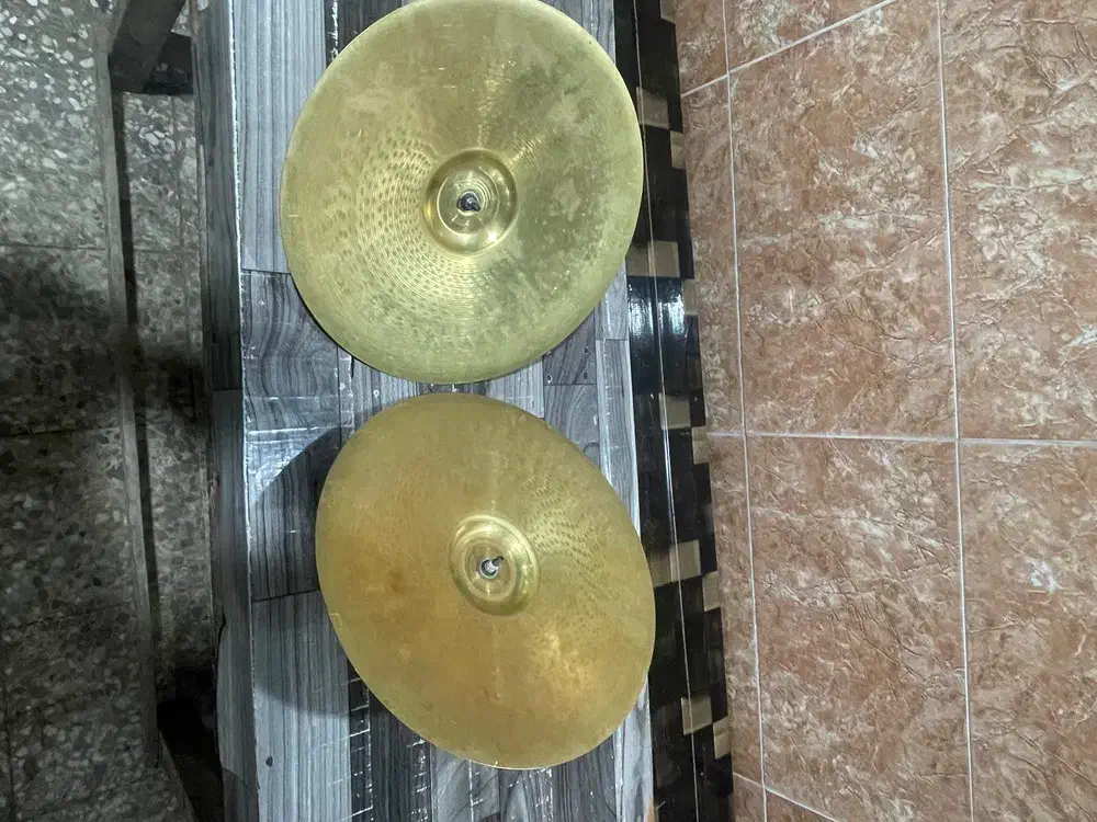 سنج عزاداری|درام و پرکاشن|آستانه اشرفیه, |دیوار