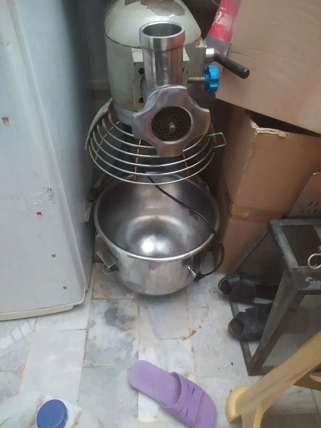 میکسر،خمیرگیر،چرخ گوشت. اره موتوری چوب ۶میلیون|کافیشاپ و رستوران|سنندج, |دیوار