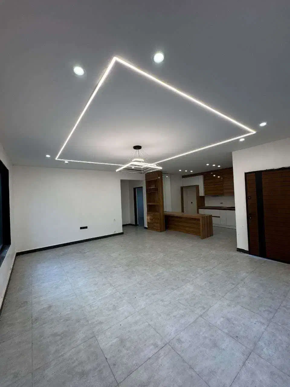 ویلا فلت/با محوطه سازی زیبا|فروش خانه و ویلا|خشکبیجار, |دیوار