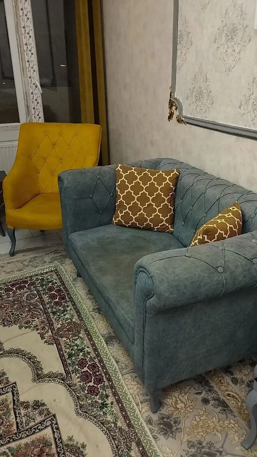 مبل چستر|مبلمان خانگی و میز عسلی|گلبهار, شهر جدید گلبهار|دیوار