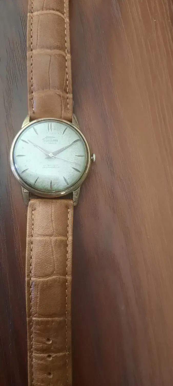 ساعت آنتیک و قدیمی|کلکسیون اشیاء عتیقه|زنجان, |دیوار