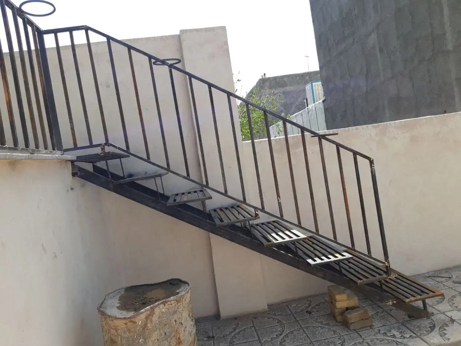 انواع درب های آکاردونی ،حفاظ و...|خدمات پیشه و مهارت|تویسرکان, |دیوار