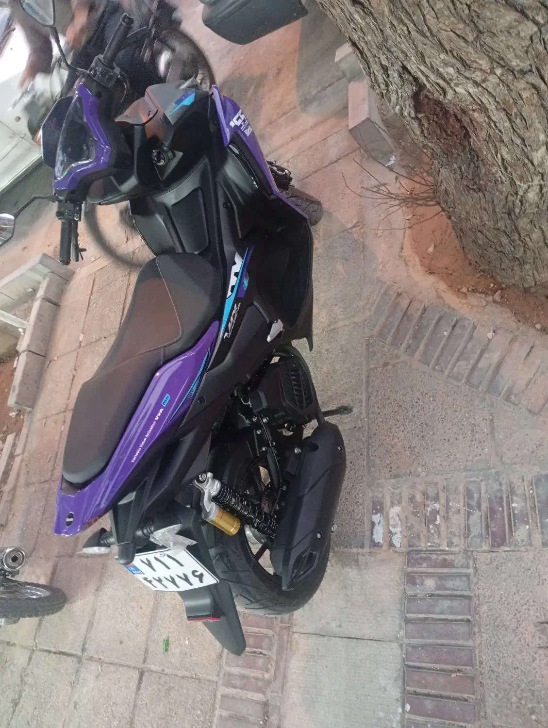 بلنتا155|موتورسیکلت|شیراز, بالا کفت|دیوار