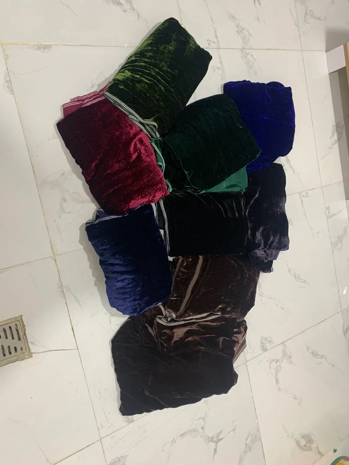 پارچه ی شسته|لباس|مریوان, |دیوار