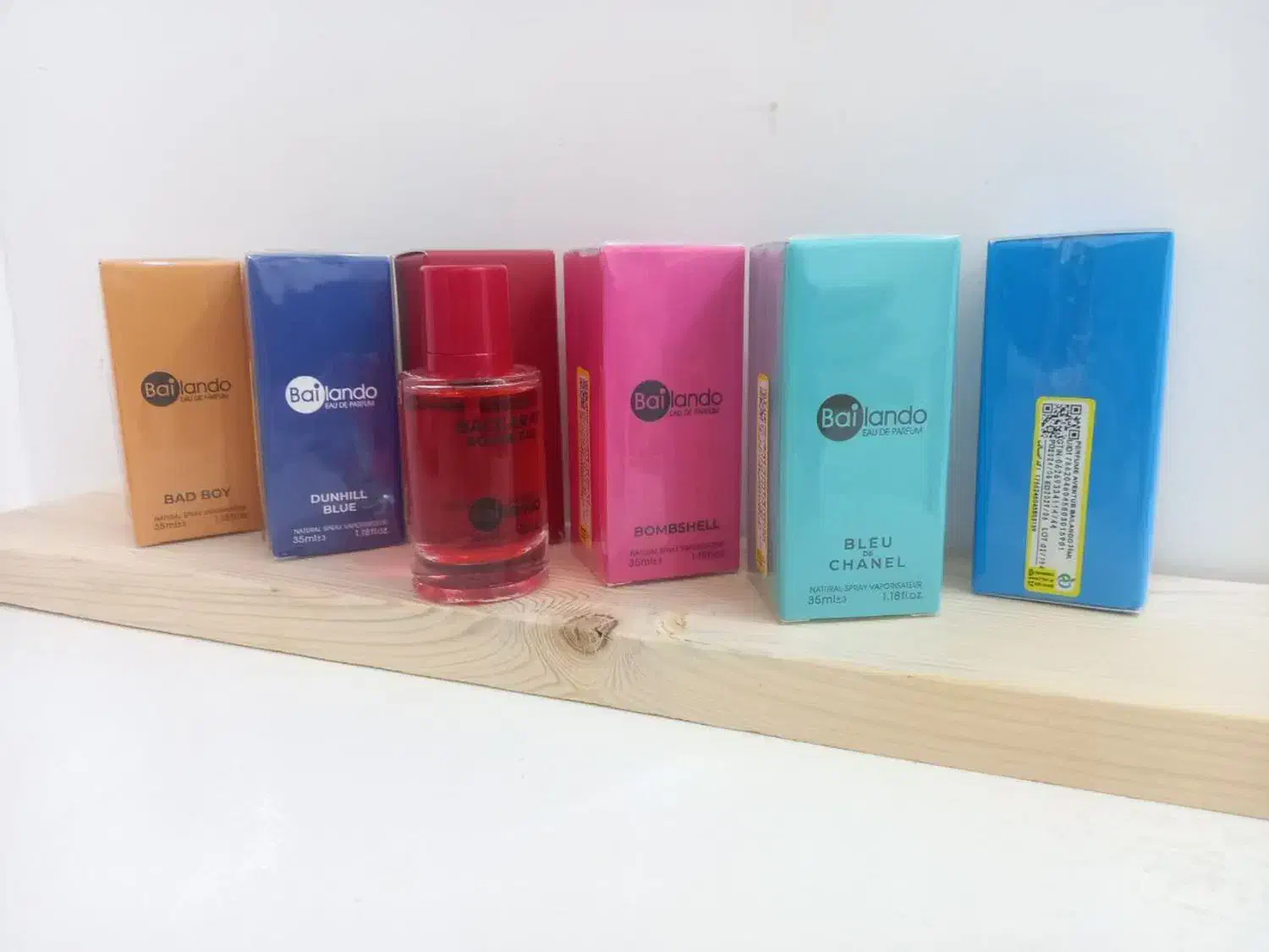 عطر و ادکلن ماندگار و مناسب|آرایشی، بهداشتی، درمانی|سبزوار, گلشن|دیوار