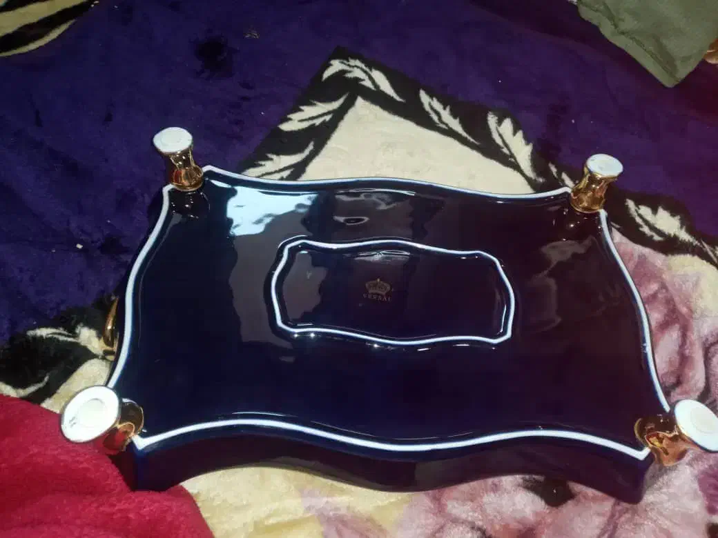 سینی ورسای|کلکسیون اشیاء عتیقه|اندیشه, اندیشه فاز ۳|دیوار