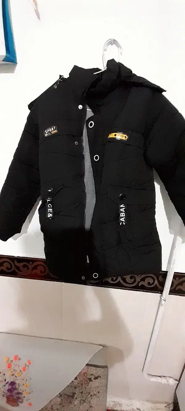 کاپشن های خارجی تمیزه له علت مهاجرت‌|لباس|مشهد, شهید معقول|دیوار