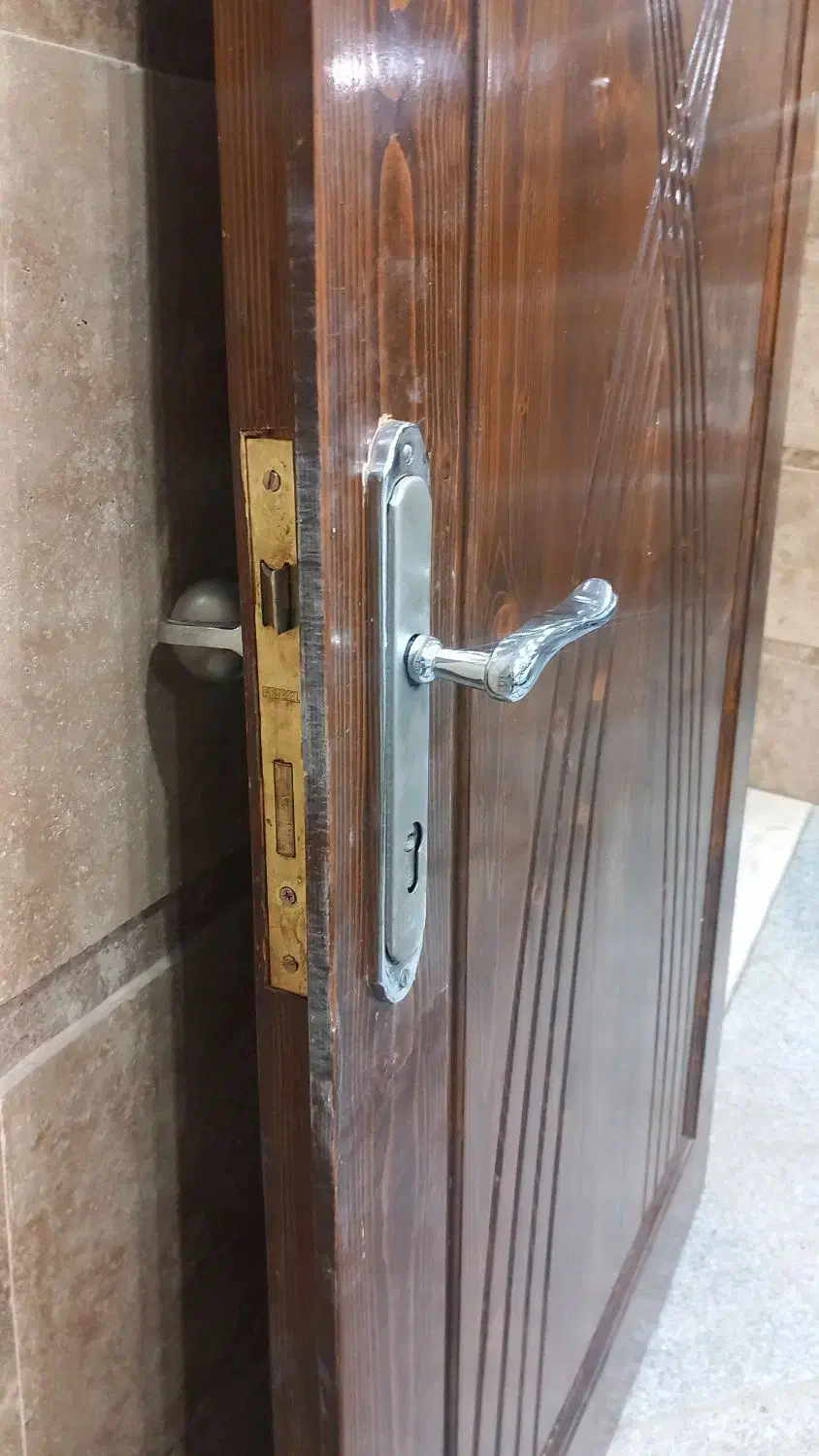 درب ساختمان|مصالح و تجهیزات ساختمان|رباطکریم, رباطکریم|دیوار