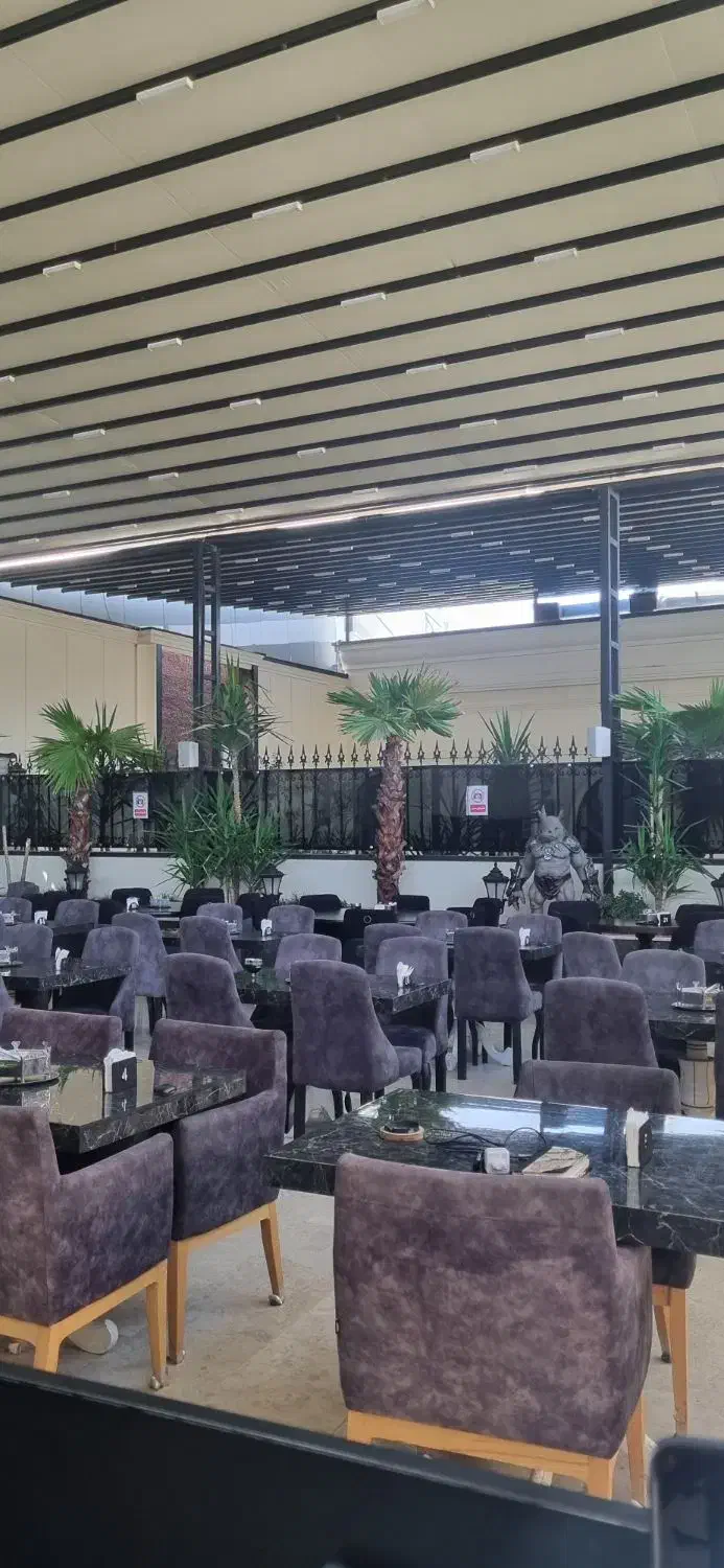 استخدام در رستوران در سالن و اشپزخانه|خدمات پذیرایی، مراسم|قم, شاه احمد قاسم|دیوار