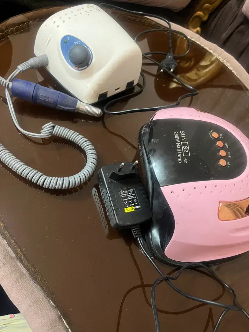 لوازم کاشت ناخن|آرایشگاه و سالن‌های زیبایی|خرم‌آباد, |دیوار