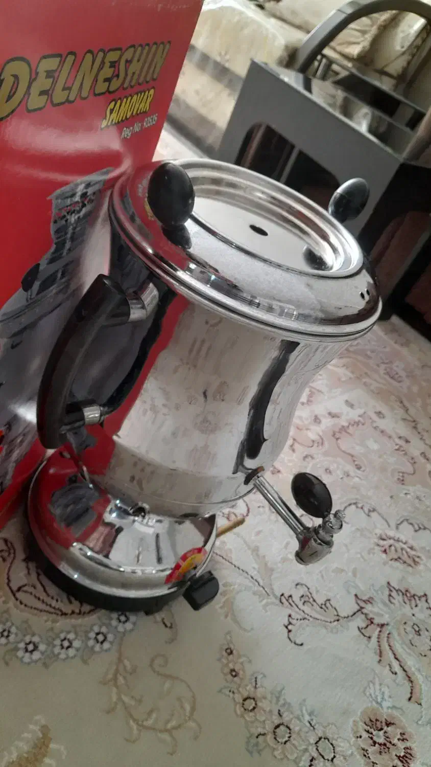 سماور و مقداری لباس حراج ۲۰۰|قوری، کتری، قهوهساز دستی|شهرکرد, |دیوار