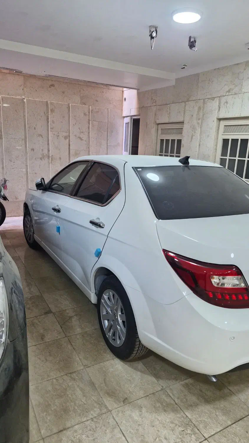 دنا پلاس ۶ دنده سفید، رینگ آلومینیوم، ۴۰۴|خودرو سواری و وانت|قم, میرزائیه|دیوار