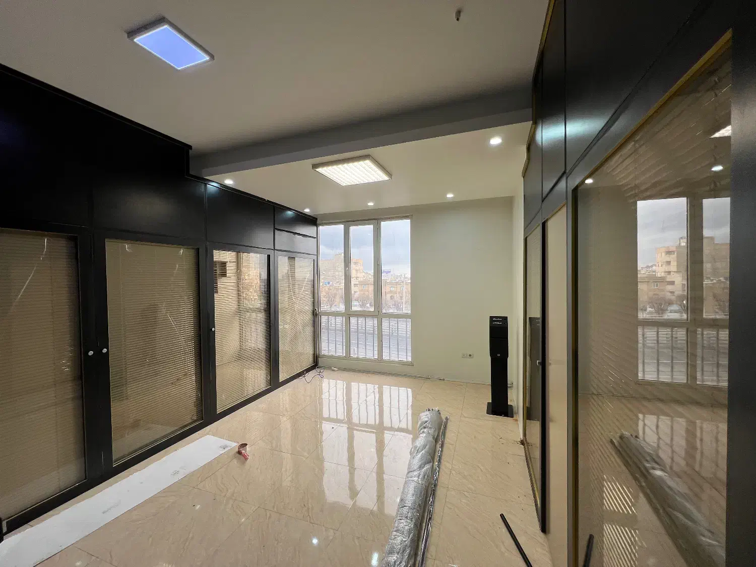 رهن دفترکار عظیمیه