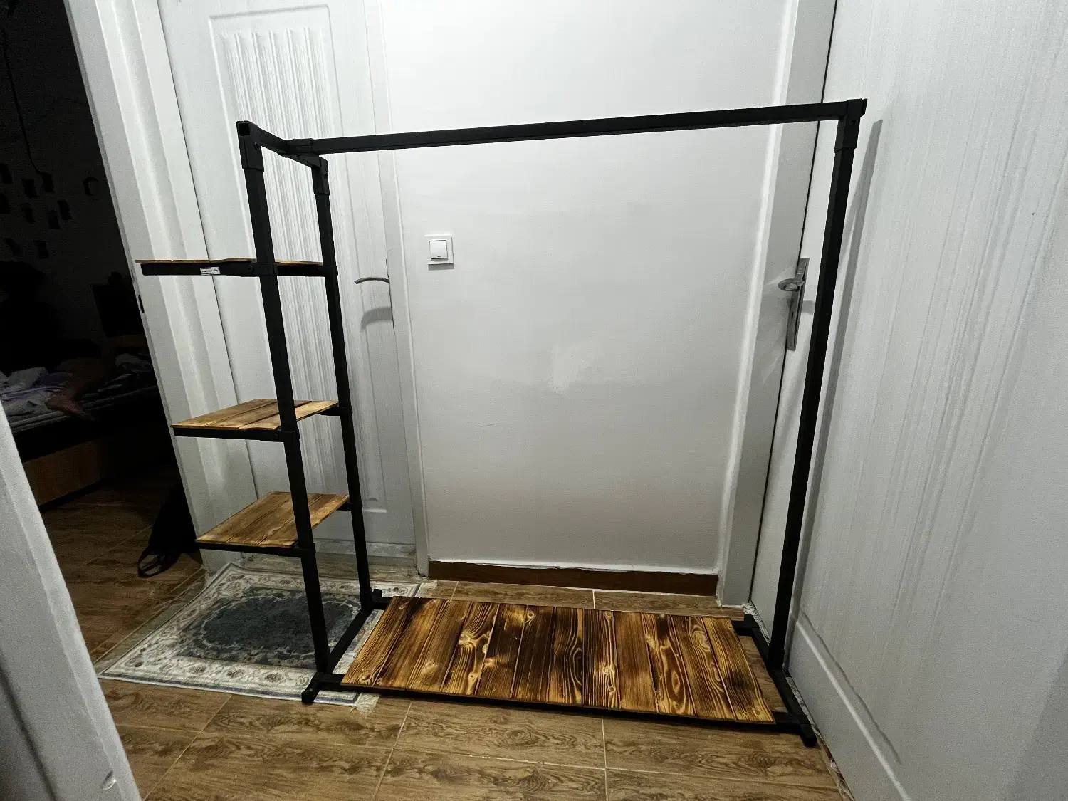 رگال لباس|کتابخانه، شلف، قفسههای دیواری|رشت, پل تالشان|دیوار