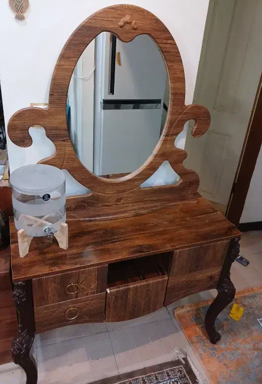 آیینه کنسول در حد نو|آینه|فولادشهر, مسکن مهر فولادشهر|دیوار