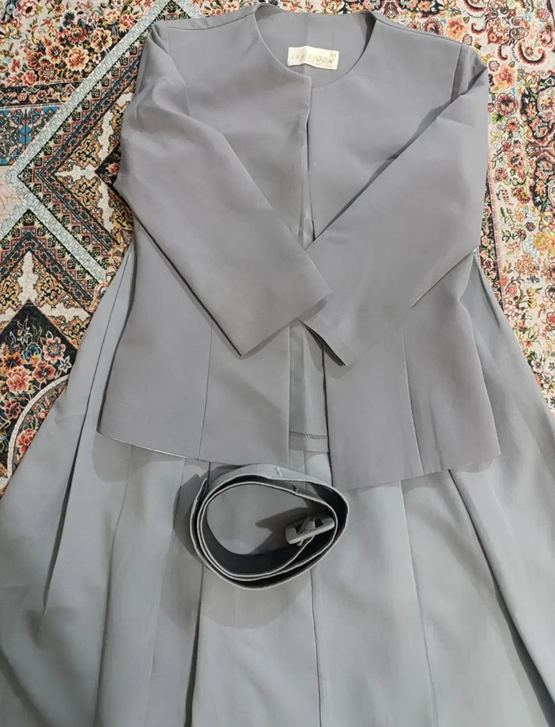 لباس|لباس|لردگان, |دیوار