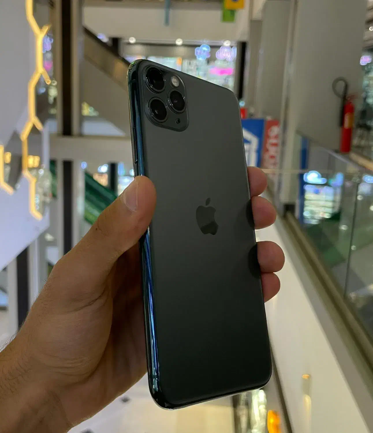 iPhone 11 pro max - آیفون ۱۱ پرو مکس|موبایل|قم, عمار یاسر|دیوار