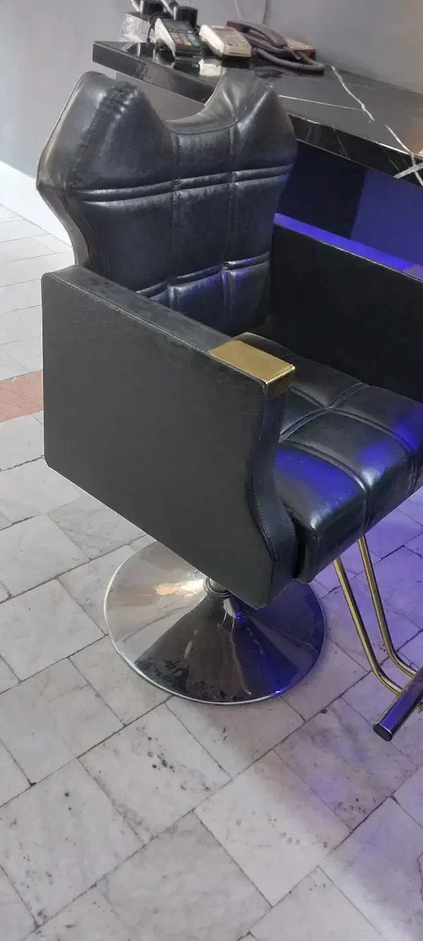 صندلی اصلاح|آرایشگاه و سالنهای زیبایی|بجنورد, |دیوار