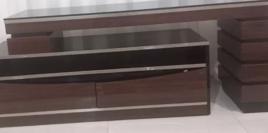 میز تلویزیون در حد نو دو تیکه|میز تلویزیون|قوچان, |دیوار