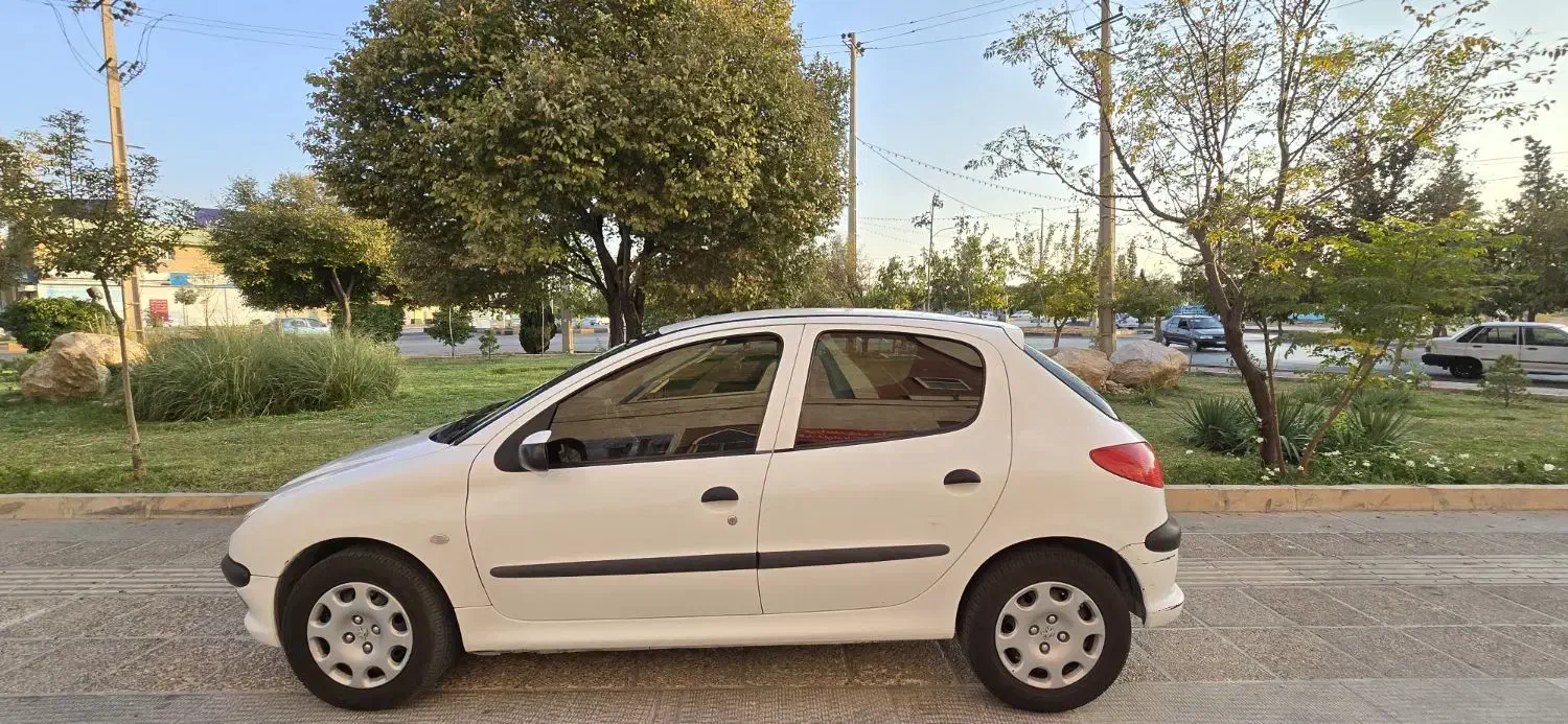 ۲۰۶ تیپ۵ مدل ۹۵|خودرو سواری و وانت|شیراز, شریفآباد|دیوار