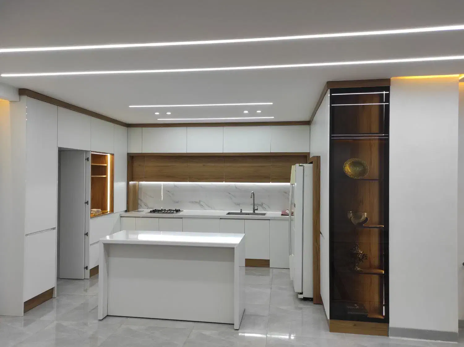 ساخت انواع کابینت آشپزخانه و کمد دیواری|جاکفشی، کمد، دراور|جوانرود, |دیوار