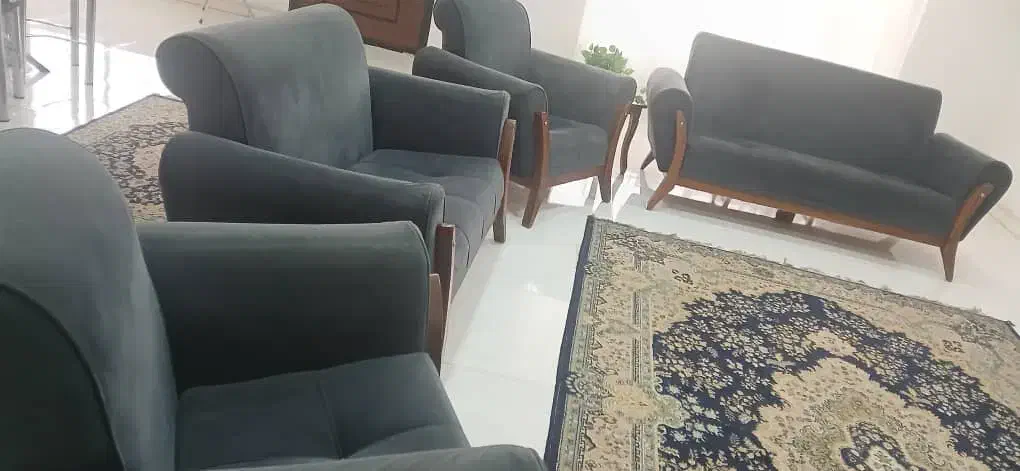 مبل ۷ نفره|مبلمان خانگی و میز عسلی|لشت نشا, |دیوار