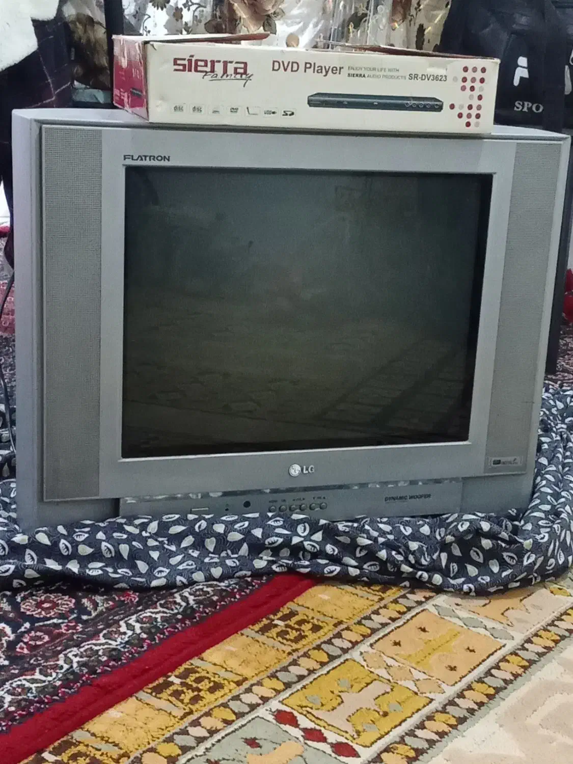 دوعددتلویزیون‌ودیویدی|تلویزیون و پروژکتور|مشگین شهر, |دیوار