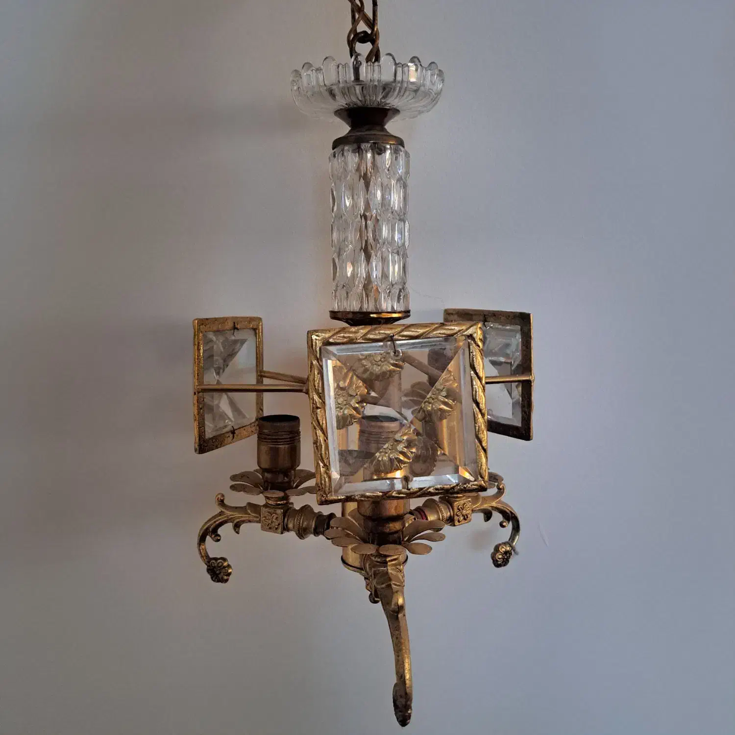 لوستر های فانتزی ۳شاخه|لوستر و چراغ آویز|کرمان, |دیوار