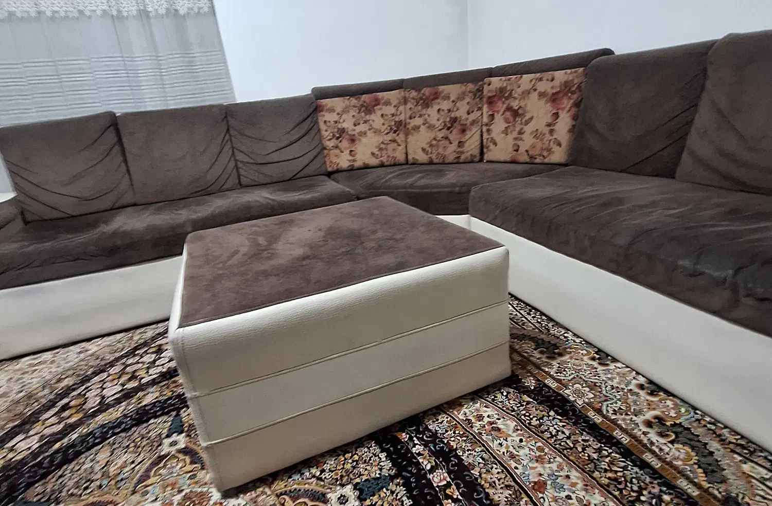 مبل|مبلمان خانگی و میز عسلی|کوه چنار, |دیوار