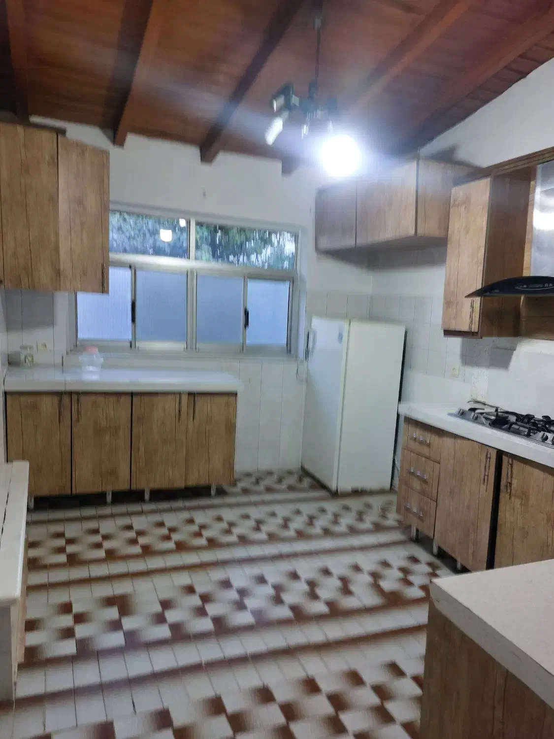 اجاره ۱۸۰ مترطبقه دوم از ویلای ۵۰۰متری در نصیری|اجارهٔ خانه و ویلا|کلاردشت, |دیوار