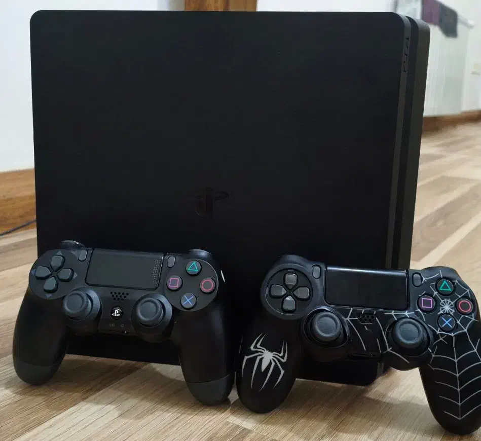 ps4 اسلیم اکانتی 1 ترابایت|کنسول، بازی ویدئویی و آنلاین|لاهیجان, کوی آزادگان|دیوار