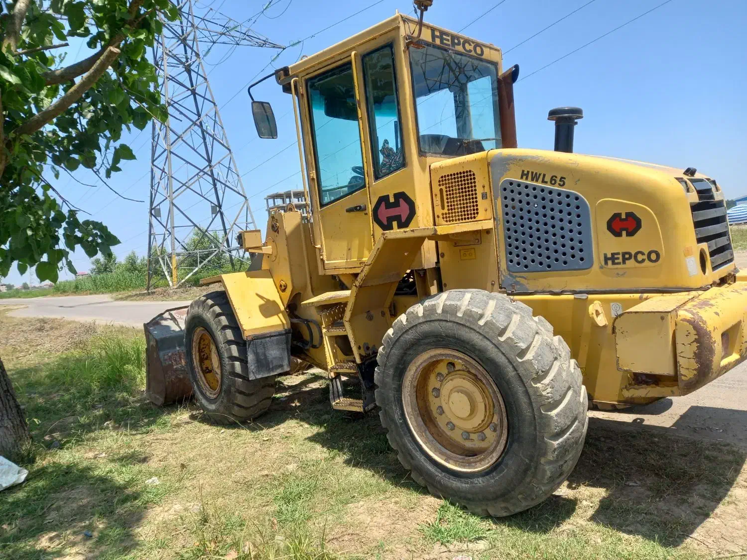 اجاره غلطک و لودر|خدمات حمل و نقل|رشت, پل تالشان|دیوار