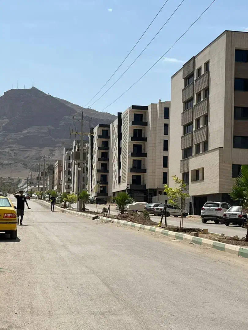 فروش واحد ۹۳ متری حکیم نظامی گل نرگس|فروش آپارتمان|اصفهان, شهرک گل نرگس|دیوار