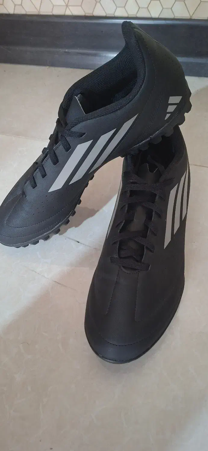 کتونی فوتبال چمن مصنوعی|کیف، کفش، کمربند|پردیس, فاز ۴|دیوار